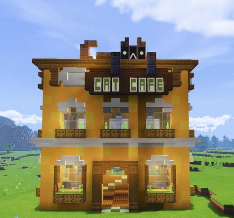 Minecraft Wood Shop Ideas, Cute Minecraft City Builds, Minecraft Deli Shop, Minecraft Cafe Layout, Restaurant Design Minecraft, Minecraft Bakery Ideas Aesthetic, Minecraft Building Ideas Bakery, Shopping District Minecraft, Minecraft Record Shop