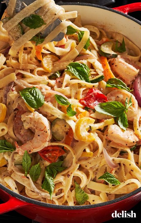 This One-Pot Shrimp Primavera Pasta Is The Best Way To Eat Your VeggiesDelish Shrimp Primavera Pasta, Shrimp Primavera, Shrimp Pasta Primavera, One Pot Shrimp, Primavera Pasta, Easy Cheap Dinner Recipes, Potted Shrimp, Best Seafood Recipes, Pasta Primavera