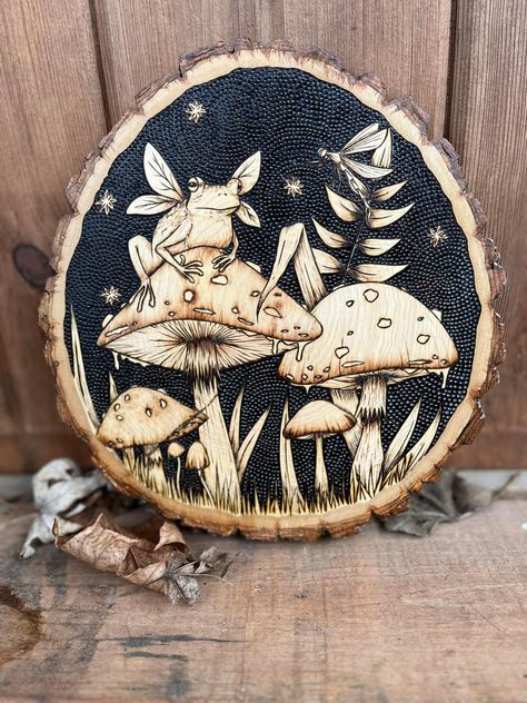 Fairy Pyrography, Mushroom Pyrography, Pyrography Clock, Deer Wood Burning, Mushroom Wood Burning, Wood Burning Ideas For Beginners Simple, Woodburning Art, Beginner Wood Burning, Tools Aesthetic