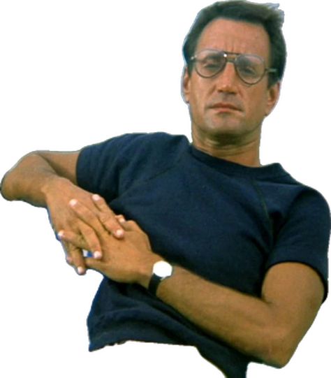 Roy Scheider, England Beaches, Summer Uniform, Modern Classic Style, Todd Snyder, Aviator Glasses, White Sharks, Great White Shark, Steve Mcqueen