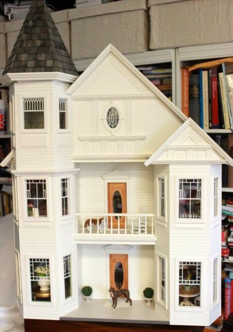 These Walls of White: April 2015 Painted Lady Dollhouse, Building A Dollhouse, Dollhouse Remodel, Sakura Bonsai, Chinoiserie Bedroom, Scales Wallpaper, Japanese Erasers, Chippendale Chairs, House Crafts