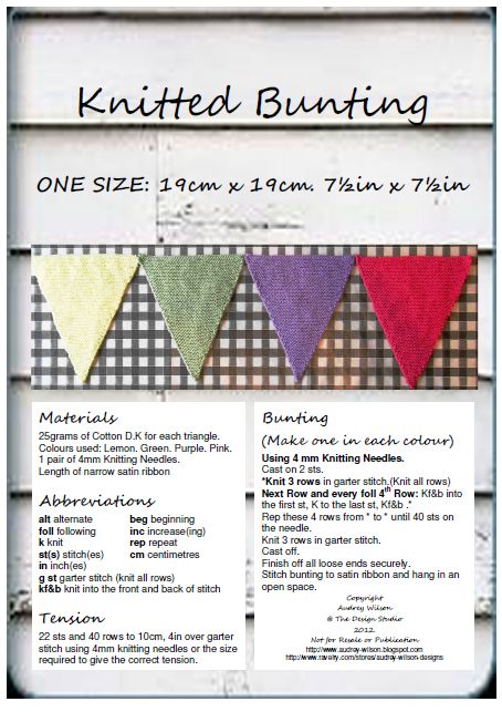 The Design Studio: Free Hand Knitting Pattern for Bunting. Flags. Nerdy Knitting, Knitted Decorations, Knitted Bunting, Yarn Display, Knitting Easy, Garland Crochet, Knit Heart, Bunting Pattern, Bunting Diy