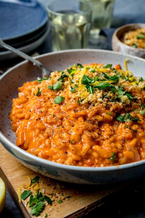 Tomato Risotto, Crispy Garlic, Culinary Art, Savoury Recipes, Risotto Recipes, Cooking Videos, Rice Dishes, Easy Peasy, Veggie Recipes