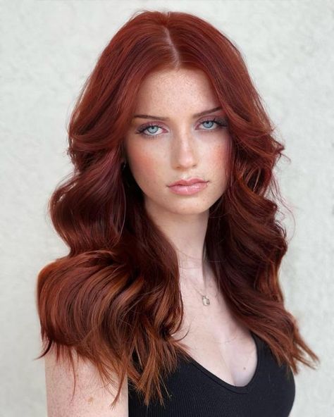 Bright Chestnut Hair with Lowlights Cool Tone Copper Hair Color, Blonde To Wine Red Hair, Chestnut Brown Hair Fair Skin, Neutral Tone Red Hair, Red Hair Cool Skin, Red Hair With Pale Skin, Auburn Hair Cool Skin Tone, Cold Red Hair Color, Auburn Hair Fair Skin