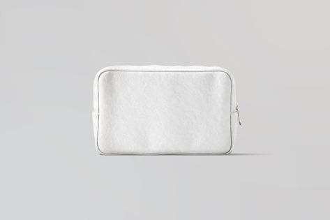 Linen Pouch, Canvas Cosmetic Bag, Makeup Stuff, Bag Mockup, Blank White, Makeup Pouch, Travel Pouch, White Canvas, Premium Photo