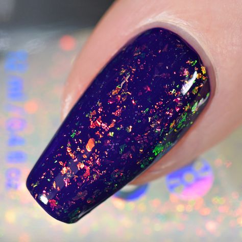 Fire Embers, Sheer Polish, Makeup Beauty Room, Holo Taco, Holographic Nail Polish, Super Nails, Cyan Blue, Gel Nail Designs, Glitter Nail Art