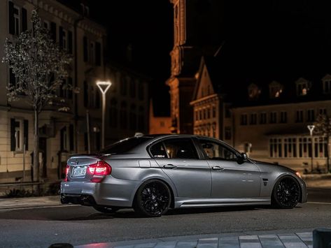 @n54.reaper on Instagram: “🌙 ____________________________________________ #bmw #335i #e90 #n54 #boost #n54singleturbo #the9xers #bimmerly #carsofinstagram…” Bmw E90 335i, E90 335i, E90 Bmw, Bmw 335i, Bmw E90, Yeah Yeah, Dream Cars, Suv Car, Suv