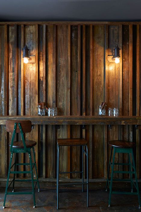 Bar Deco, Pub Interior, Industrial Restaurant, Pub Design, Decoration Restaurant, Rustic Restaurant, Farm Buildings, Bar Interior, Bar Design Restaurant