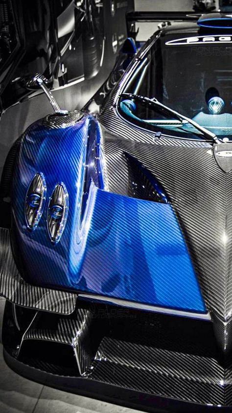 Visit The MACHINE Shop Café... ❤ Best of Pagani @ MACHINE ❤ (Pagani © Zonda Revolucion) Pagani Zonda R, Pagani Zonda, Pagani Huayra, Super Sport Cars, Car Center, Super Car, Machine Shop, Koenigsegg, Super Sport