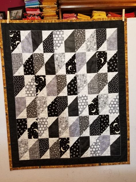 Black and White Quilt Black And Tan Quilts, Black White Gray Quilts Patterns, Black And White Irish Chain Quilts, Black And White Scrappy Quilt, Black And White Quilt Fabric Collections, Charm Pack Quilts, Black And White Quilts, Charm Pack, White Quilt