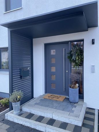 Carriage House Apartments, Modern Entrance Door, Main Entrance Door Design, Modern Entrance, Outdoor Living Design, Entrance Door Design, House Gate Design, Door Design Modern, Bungalow Design