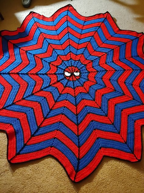 Spider Man Blanket Crochet, Spider Man Blanket, Free Childrens Knitting Patterns, Bored Board, Crochet Blanket Afghan, Crochet Items, Crochet Blankets, Blanket Crochet, Crocheted Item