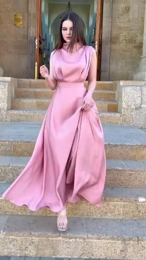 Pin by $!/\/\@ on dress [Video] in 2022 | Dress design patterns, Classy dress outfits, Fashion design dress Elegant Silk Dresses, 2023 Dress, Dress Video, Soiree Dress, Beautiful Video, Instagram Dress, Outfits Stylish, Women Dresses Classy, Dress Design Patterns