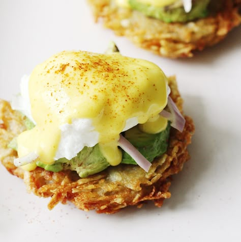 Avocado Eggs Benedict, Benedict Recipe, Avocado Eggs, Eggs Benedict Recipe, Egg Benedict, Bon Apetit, Hash Brown, Gordon Ramsay, Breakfast Brunch Recipes