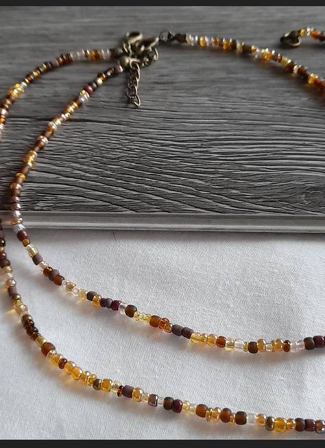 2mm Seed Bead Necklace, Diy Pearl Necklace, Brown Beaded Necklace, Stone Bead Jewelry, Beaded Jewellery, Jewelry Accessories Ideas, Funky Jewelry, Hippie Jewelry, Necklace Beaded