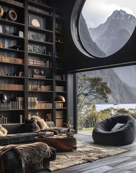 Library Room Luxury, Dark Library Room, Home Library Room Luxury, Black Interior Decor, Luxurious Library, Luxury Home Library, Libraries In Houses, Luxury House Tour, Black Room Design