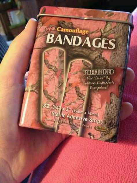 Pink camo bandaids! Supernatural Clothes, Camo Life, Muddy Girl Camo, Girl Camo, Pink Mossy Oak, Muddy Girl, Hunting Girls, Hunting Camo, Mossy Oak Camo