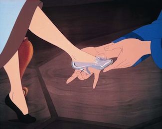 The 3 Core Elements of Good Storytelling (And Why Your Business Needs Them) Cinderella Movie, Cinderella Slipper, Cinderella Disney, Cinderella Shoes, Film Disney, Old Disney, Pinturas Disney, Glass Slipper, Prince Charming