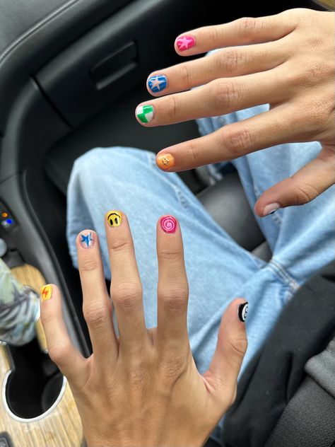 Stubby Nail Designs, Masc Short Nail Designs, Cool Nail Inspo Short, Short Nails Masc, Nail Designs Indie, Men Painted Nails Aesthetic, Nails For Men Manicures, Cool Nail Designs For Short Nails, Masc Nail Art