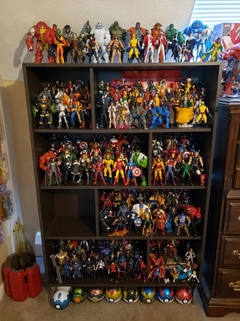 Comic Collection Room, Marvel Figures Display, Marvel Collection Room, Action Figure Shelf Display, Marvel Toys Collection, Action Figure Collection Display, Action Figures Display Ideas, Action Figure Aesthetic, Action Figures Aesthetic