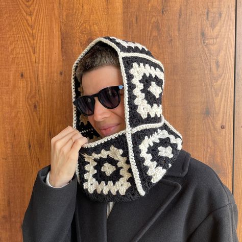 Granny square Balaclava scoodie Crochet pattern by Anna Ushakova Balaclava Granny Square Pattern, Crochet Balaclava Granny Square, Crochet Balaclava Pattern, Balaclava Crochet Pattern, Scoodie Crochet, Crochet Scoodie, Leftover Yarn Project, Balaclava Pattern, Granny Square Balaclava