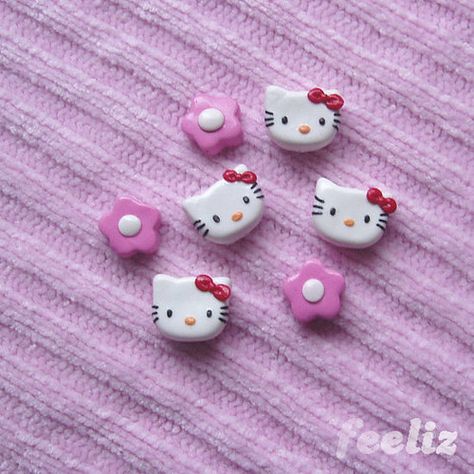 Hello Kitty Beads | Jana Lehmann | Flickr Hello Kitty Beads, Hello Kitty Clay, Hello Kitty Earrings, Bff Gifts Diy, Hello Kitty Jewelry, Hello Kitty Crafts, Polymer Clay Jewelry Tutorials, Clay Inspo, Clay Diy Projects