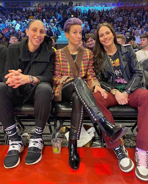 Diana Taurasi, Megan Rapinoe and Sue Bird Megan Rapinoe Sue Bird, Sue Bird And Megan Rapinoe, Sue Bird And Diana Taurasi, Megan Rapinoe Style, Sue Bird Style, Diana Taurasi, Sue Bird Outfits, Sue Bird, Reunion Outfit