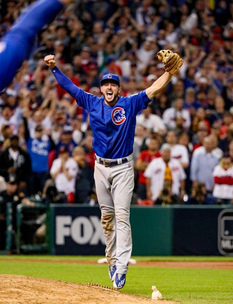 Kris Bryant: Inside his journey to Giants from Cubs - Sports Illustrated Cub Sport, Kris Bryant, Third Base, Spring Training, Free Agent, National League, A Father, Sports Illustrated, Major League