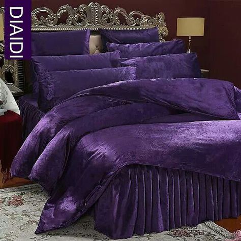 So "purplely" beautiful. Thick Comforter, Circle Sofa, Purple Bedroom Decor, Purple Comforter, Purple Bedding Sets, Beige Bed Linen, Purple House, Velvet Bedding, Most Comfortable Bed