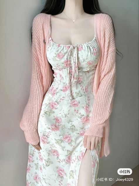 Pink Korean Outfit, Classy Girly Outfits, Mode Ulzzang, Korean Fashion Outfits, Korean Casual Outfits, Fashion Attire, Really Cute Outfits, Korean Outfits, Girly Outfits