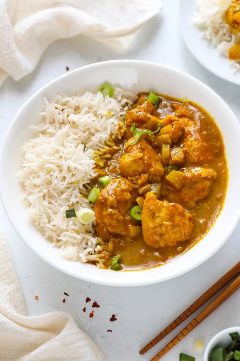 Chinese Curry Recipe, Easy Curry Sauce, Chinese Chicken Curry, Chinese Curry, Chinese Spices, Takeaway Food, Chinese Takeaway, Chinese Chicken, Curry Sauce