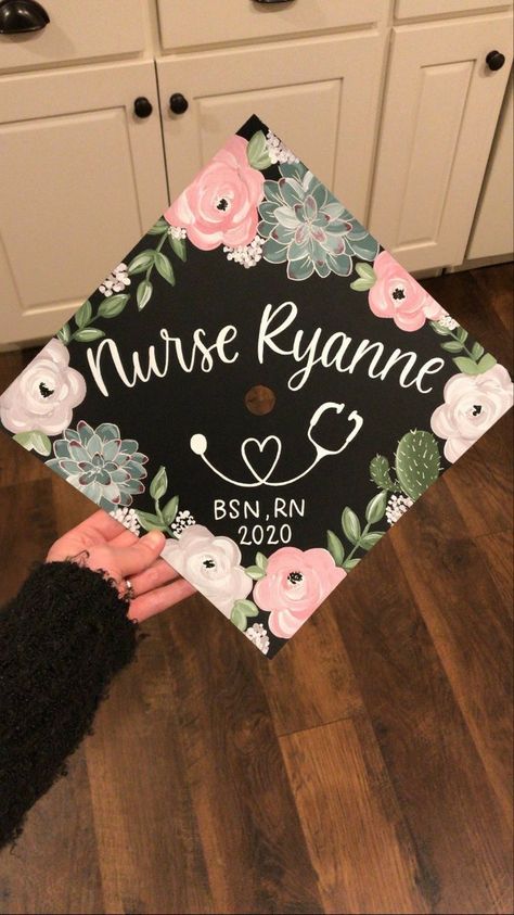 Nursing Decor, Bsn Graduation Cap, Graduation Motivation, Nurse Graduation Cap Designs, Graduation Cap Decoration Nursing, Nursing School Graduation Party, Grad Cap Topper, Nurse Graduation Cap, College Grad Cap Ideas