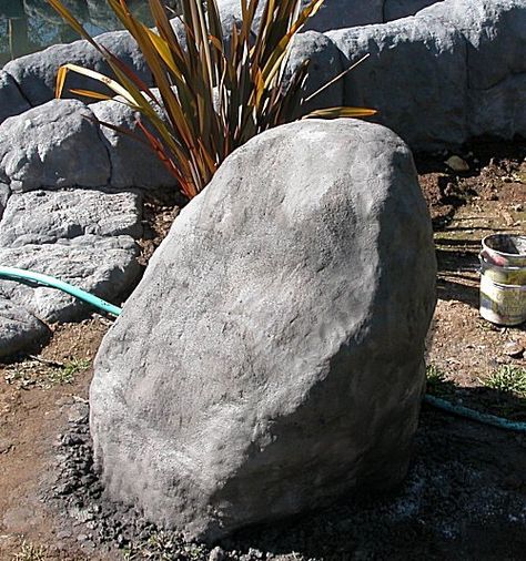 I love this stuff! Ever heard of Hypertufa (pronounced hyper-toofa )? It's a 3 part mixture of Portland cement, peat moss, and perlite. It l... Shipwrecked Vbs, How To Make Rocks, Foam Spray, Fake Rock, Faux Rock, Outdoor Deco, Outdoor Crafts, Spray Foam, Unique Gardens