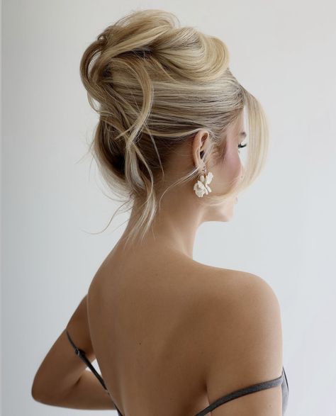 Updo For Brides, Blonde Bride, Unique Wedding Hairstyles, Guest Hair, Bridesmaid Hair Makeup, Wedding Hair Inspiration, Hair Colours, Wedding Updo, Bridal Hair And Makeup