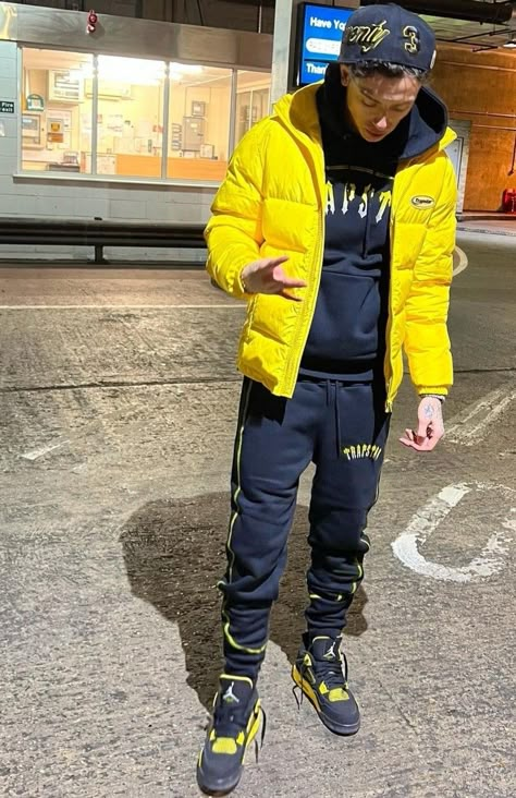 Central Cee Trapstar, Roadman Style, Boys Tracksuits, Tracksuit Outfit, Trendy Boy Outfits, Gangsta Style, Drippy Outfit, Rapper Outfits, Nike Tech Fleece