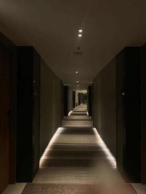 Hotels Aesthetic Dark, Dark Hotel Room Aesthetic, Dark Interior Aesthetic, Hotel Suite Aesthetic, Dark Hotel Aesthetic, Hotel Aesthetic Dark, Hotel Hallway Aesthetic, Apartment Hallway Aesthetic, Hotel Management Aesthetic