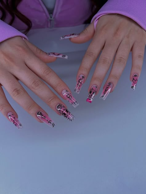 Grupo Frontera Nails, Msb Karol G Nails, Karol G Acrylic Nails, Bichota Nails Ideas, Karol G Inspo Nails, Bichota Nails Karol G, Karol Nails, Karol G Nails Bichota Season, Bichota Season Nails