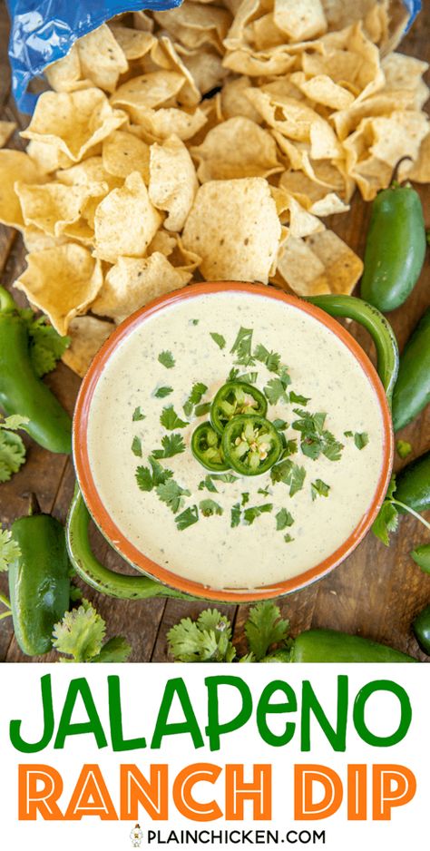 Jalapeno Ranch Dip, Jalapeño Ranch Dip, Ranch Dip Recipe, Pickled Jalapenos, Creamy Jalapeno, Sour Cream Dip, Mexican Appetizers, Green Salsa, Meatless Dinner