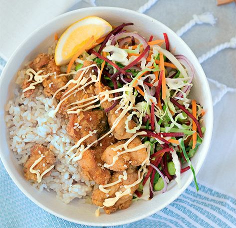 Karaage Rice Bowl, Karage Chicken Bowl, Asian Bowl Recipe, Karage Chicken, Karaage Chicken, Rice Salad Bowl, Donburi Bowl, Chicken Karaage, Chicken Rice Bowl