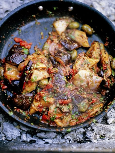 Incredible Sicilian aubergine stew (Caponata) Pasta Fusilli, Aubergine Recipe, Vegetables Recipes, Jamie Oliver Recipes, Eggplant Recipes, Vegetable Sides, Jamie Oliver, Meat Free, Vegetable Side Dishes