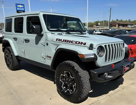 Jeep Wrangler Unlimited JL Rubicon Earl Clearcoat Special Edition White Jeep Wrangler Unlimited, White Jeep Wrangler, White Jeep, Cars Jeep, Jeep Wrangler Unlimited Rubicon, Jeep Jeep, Dream Cars Jeep, Jeep Rubicon, Wrangler Rubicon