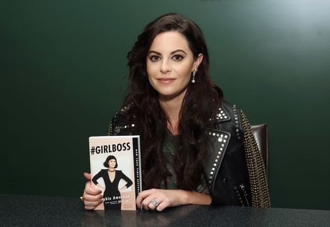 Nasty Gal CEO, Sophia Amoruso, just signed a contract with netflix to produce a new show. Netflix Shows To Watch, Sophia Amoruso, Dwight Eisenhower, Original Tv Series, Jake Johnson, Nick Miller, Best Movies, Rosa Parks, Jules Verne