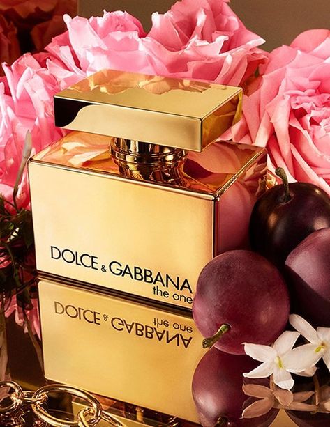 Dolce And Gabbana The One, Dolce And Gabbana Fragrance, Dolce And Gabbana Perfume, Fragrance Lab, First Perfume, Perfume Design, Sweet Notes, Citric Acid, New Fragrances