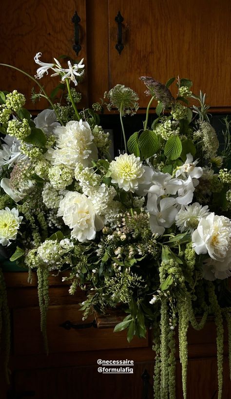 Organic Bridesmaid Bouquet, Moss Flower Arrangements Wedding, Green And Cream Wedding Flowers, Greens And Cream Wedding, Soho Farmhouse Wedding, Green Hydrangea Arrangements, Fern Flower Arrangements, Wedding Flower Arrangements Green, Green Flower Arrangements Wedding