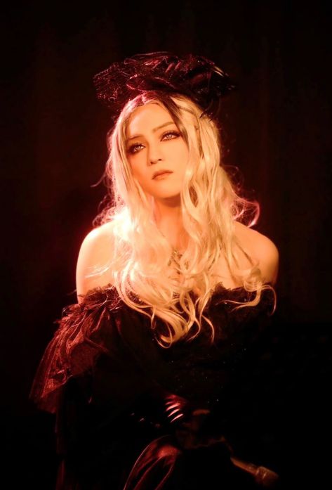 Kaya Rose Vkei, Kaya Visual Kei, Kaya Rose Visual Kei, Kaya Vkei, Rosé Visual, 40 Year Old Man, Kaya Rose, Interest Board, Vkei Bands