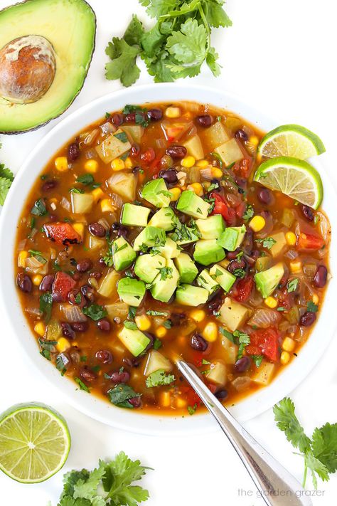 Southwest Black Bean Soup (Easy!) (Easy!) - The Garden Grazer Weight Watchers Soups, Soup With Black Beans, Southwest Soup, Vegan Black Bean Recipes, Southwestern Soup, Vegan Weeknight Meals, Garden Grazer, Vegetable Soups, Vegan Ground Beef