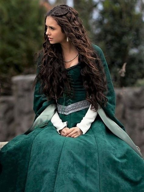 The Vampire Diaries Katherine Pierce Outfits, Vampire Diaries Outfits, Katerina Petrova, Fantasy Land, Old Dresses, Katherine Pierce, Medieval Dress, Princess Aesthetic, The Vampire Diaries