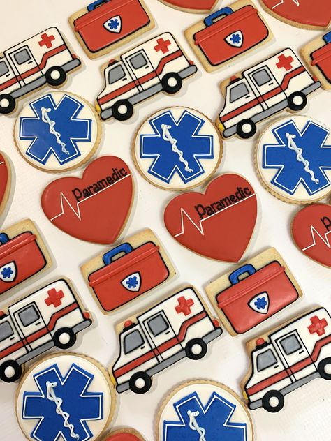 https://flic.kr/p/2hGCZkq | Paramedic Cookies Ambulance Themed Party, Ems Cookies Decorated, Paramedic Cookies Decorated, Ambulance Party Ideas, Paramedic Birthday Party, Paramedic Party Decorations, Emt Themed Party, Paramedic School Graduation, Paramedic Cake Ideas