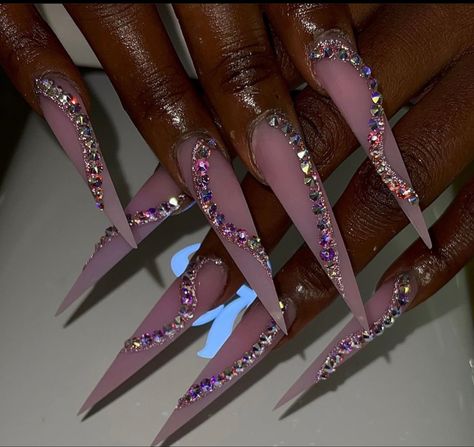 Extendo Nails, Bling Stiletto Nails, Acrylic Nails Stiletto, Stilleto Nails Designs, Resin Decoration, Long Stiletto Nails, Drip Nails, Stiletto Nails Designs, Cute Acrylic Nail Designs