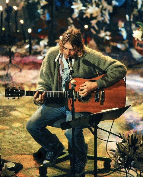 Kurt Cobain Mtv Unplugged Outfit, Kurt Mtv Unplugged, Kurt Cobain Mtv Unplugged, Kurt Cobain Unplugged, Kurt Cobain Outfit, Nirvana Mtv, Nirvana Mtv Unplugged, Kurt Cobain Style, Curco Vein